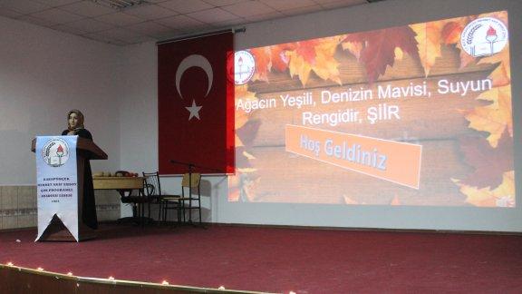 İlçemiz Mehmet Akif Ersoy Çok Programlı Anadolu Lisesi Tarafından Şiir Gecesi Düzenlendi