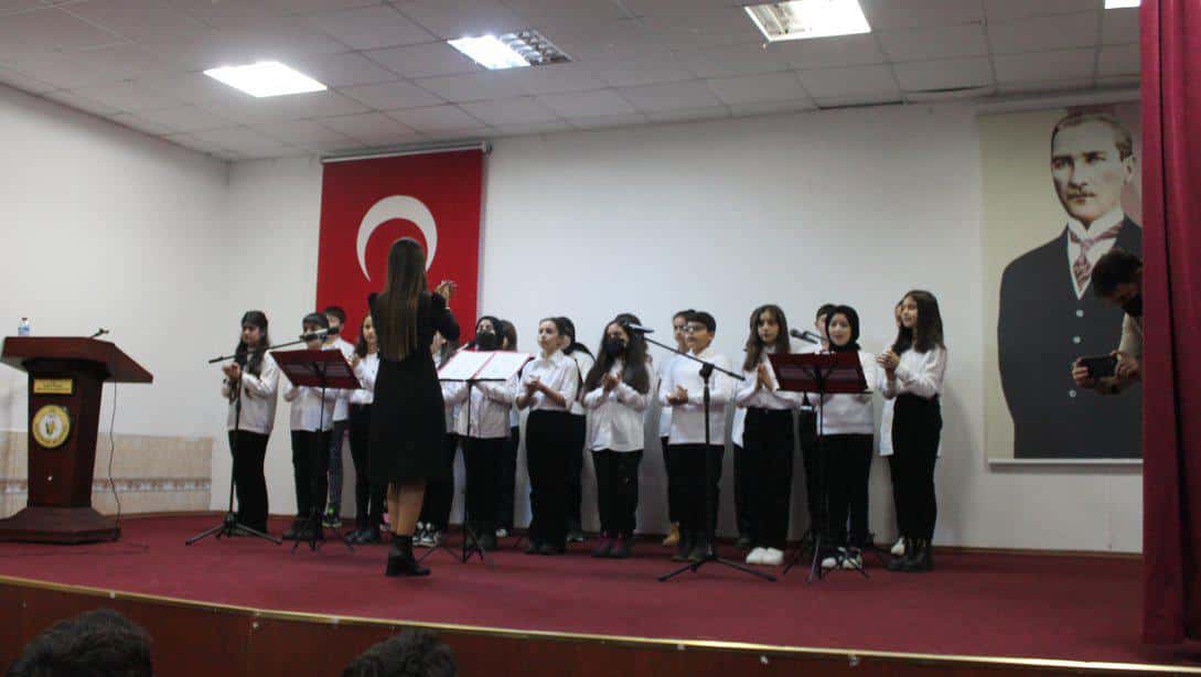 İlçemiz Öğrencileri Tarafından Hazırlanan Halk Türküleri Konseri Gerçekleştirildi