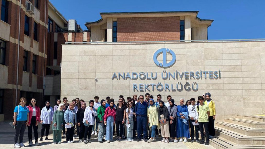 Mehmet Akif Ersoy Çok Programlı Lisesi Tarafından Eskişehir Anadolu Üniversitesi Gezisi