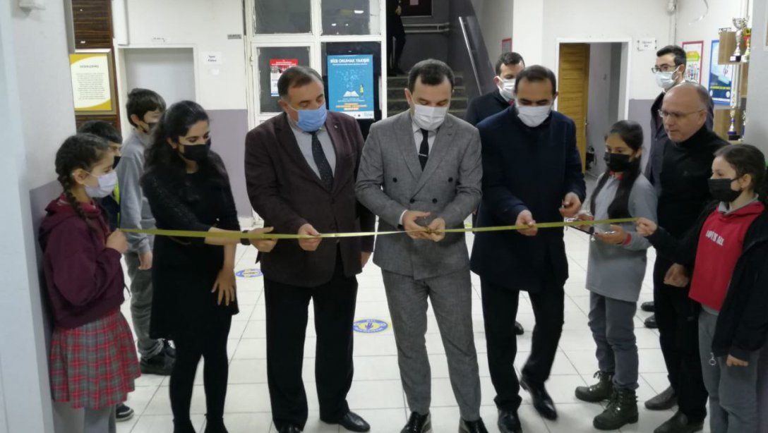 Hayatın Renkleri Sergisi Gerçekleştirildi
